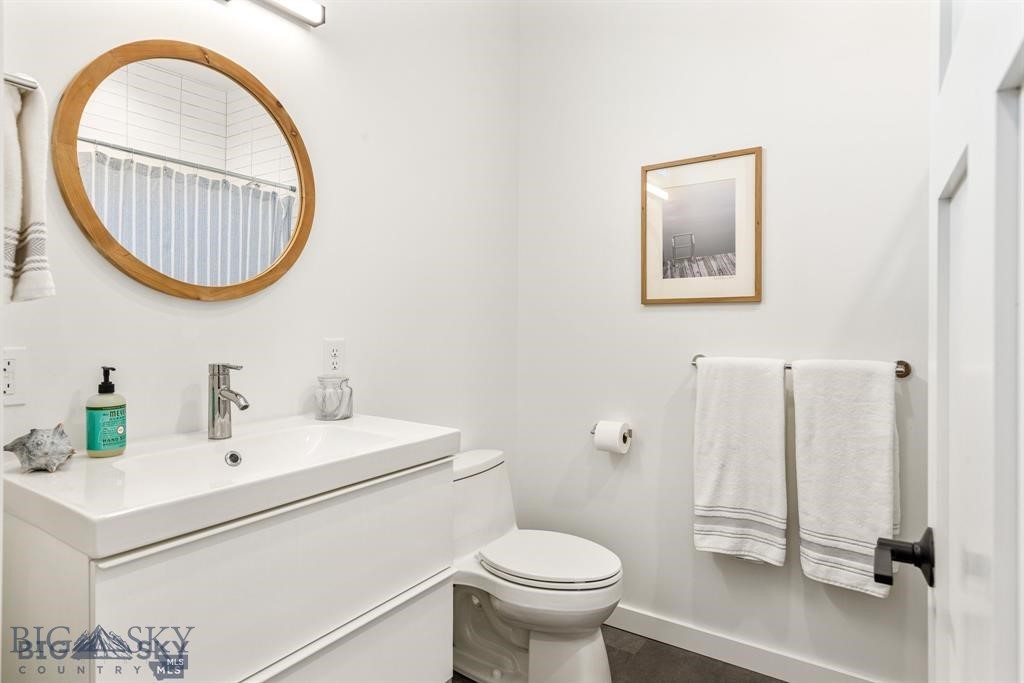 94 Rock Castle Road Manhattan, MT 59741 - Photo 13 of 30 Guest Bathroom