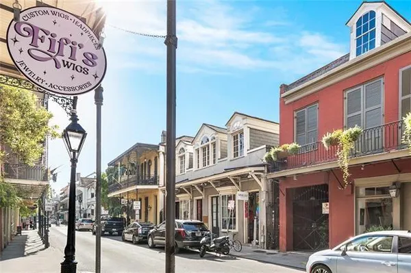 $1,500 | 931 Royal Street, Unit 5, New Orleans, LA 70116