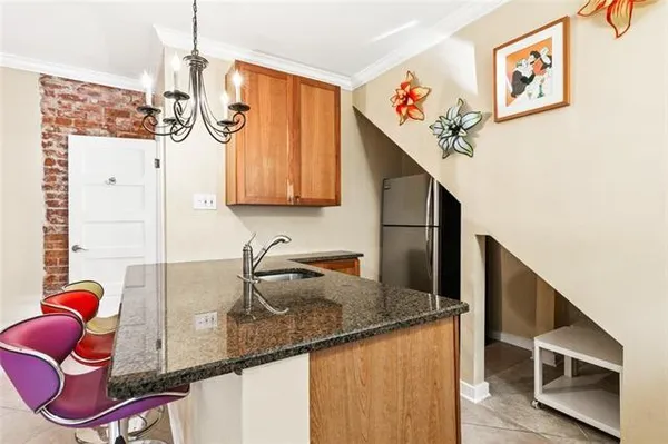 $1,500 | 931 Royal Street, Unit 5, New Orleans, LA 70116