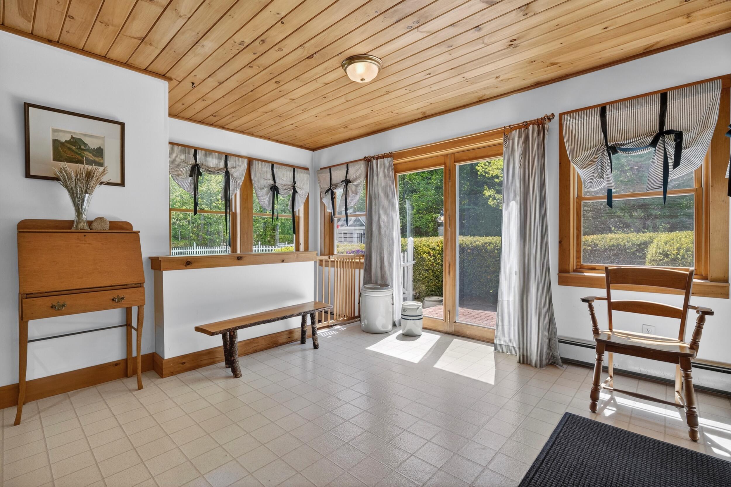 44 Jeffrey Road Minot, ME 04258 - Photo 10 of 113 12_44jeffrey-7