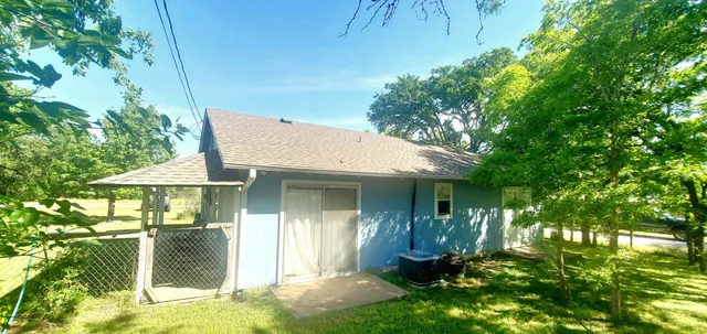 $175,000 | 850 Airport Road, Tow, TX 78672