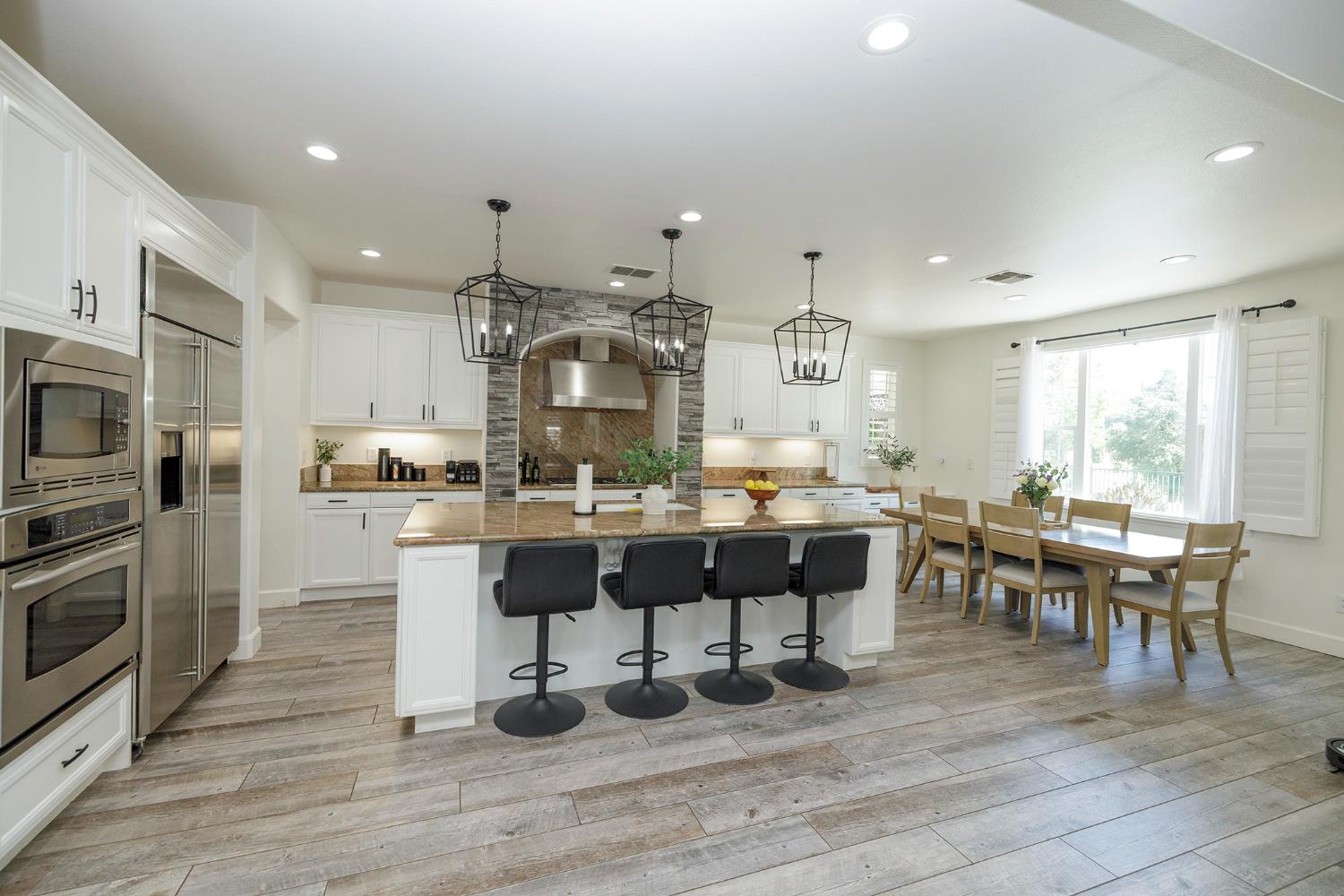 1682 Fairway Oaks Court Ripon, CA 95366 - Photo 15 of 51
