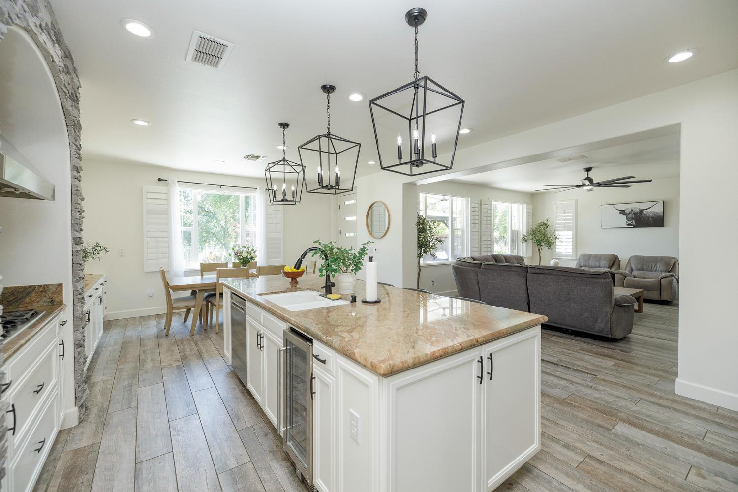 1682 Fairway Oaks Court Ripon, CA 95366 - Photo 21 of 51