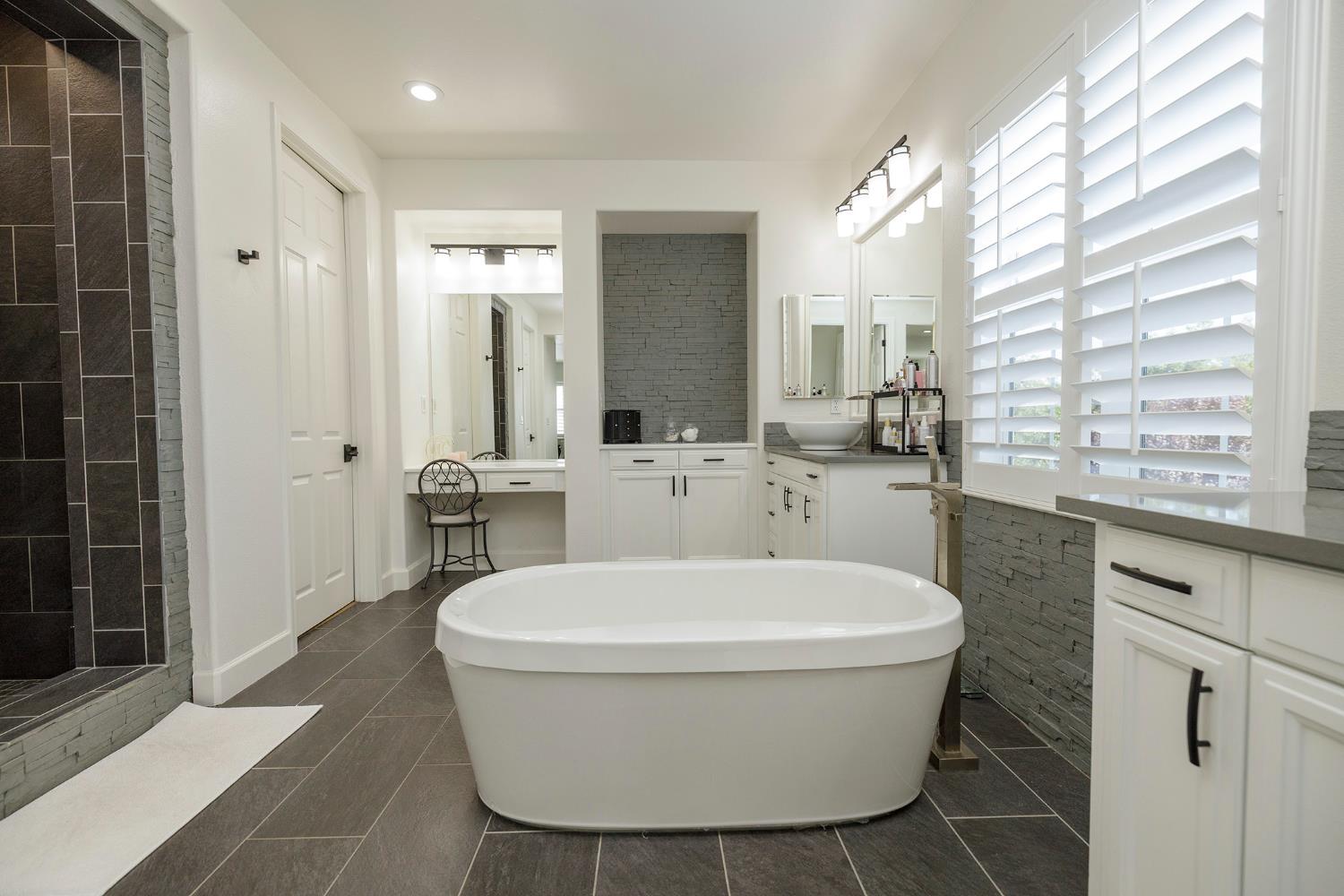 1682 Fairway Oaks Court Ripon, CA 95366 - Photo 26 of 51