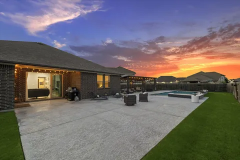 $499,000 | 26102 Pond Lily Circle, Richmond, TX 77406