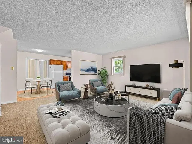 $3,750 | 404 Franklin Road, Glassboro, NJ 08028