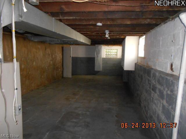 4755 Burleigh Road Cleveland, OH 44125 - Photo 10 of 12 Gallery Image 10