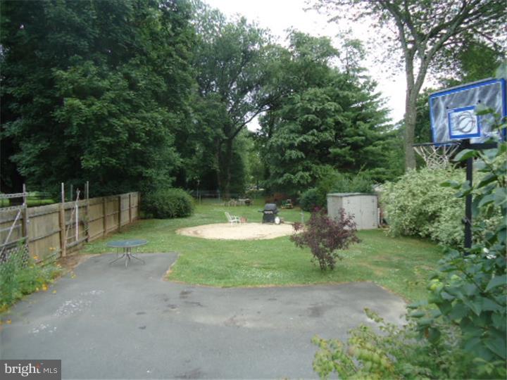 1290 Lower Ferry Road Trenton, NJ 08618 - Photo 19 of 22 Back Yard