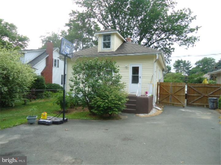 1290 Lower Ferry Road Trenton, NJ 08618 - Photo 21 of 22 Exterior Back