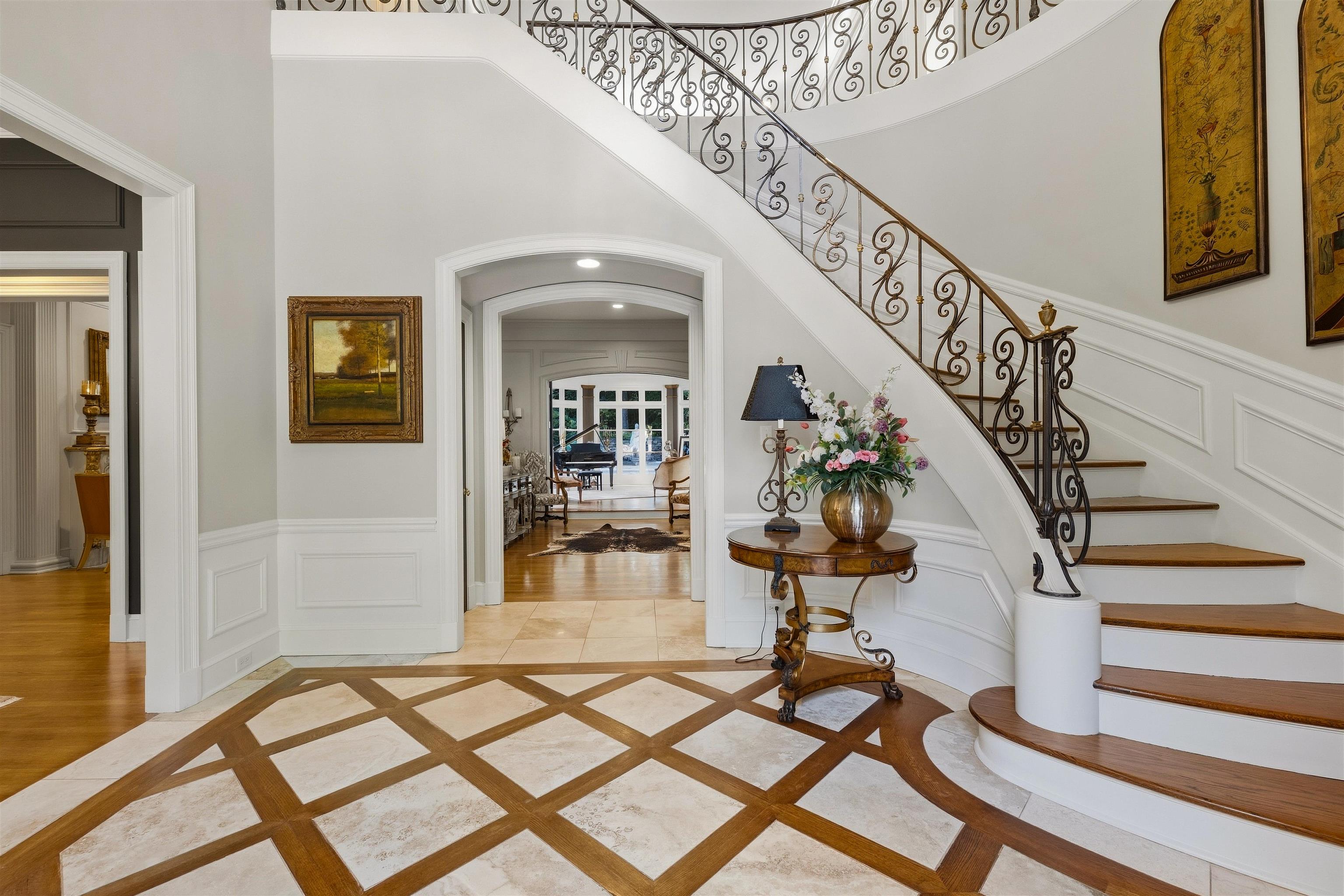 409 River Oaks Road North Memphis, TN 38120 - Photo 5 of 40 Gallery Image 5