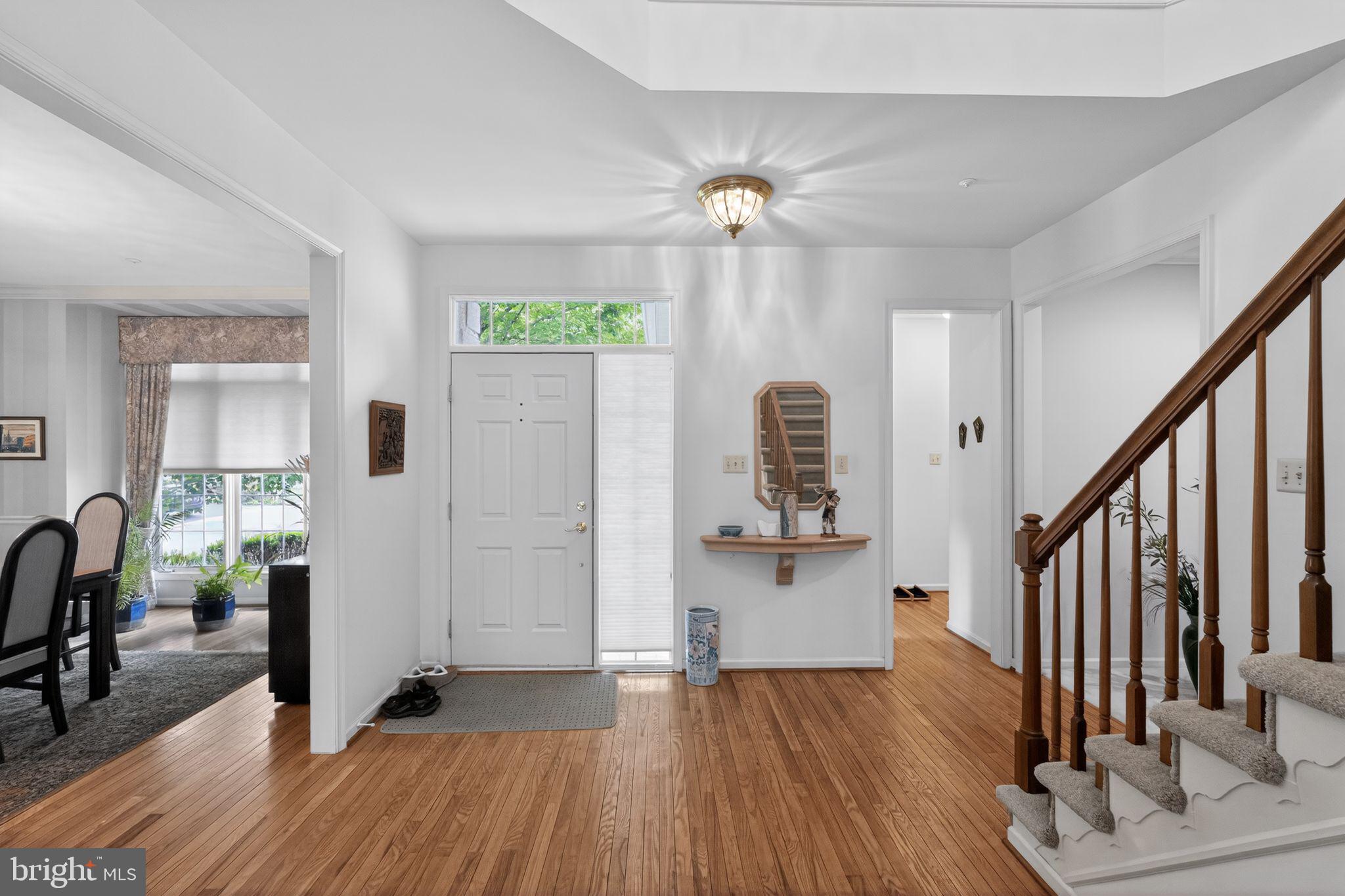 9 Ridgeview Road Newtown Square, PA 19073 - Photo 4 of 30 Foyer
