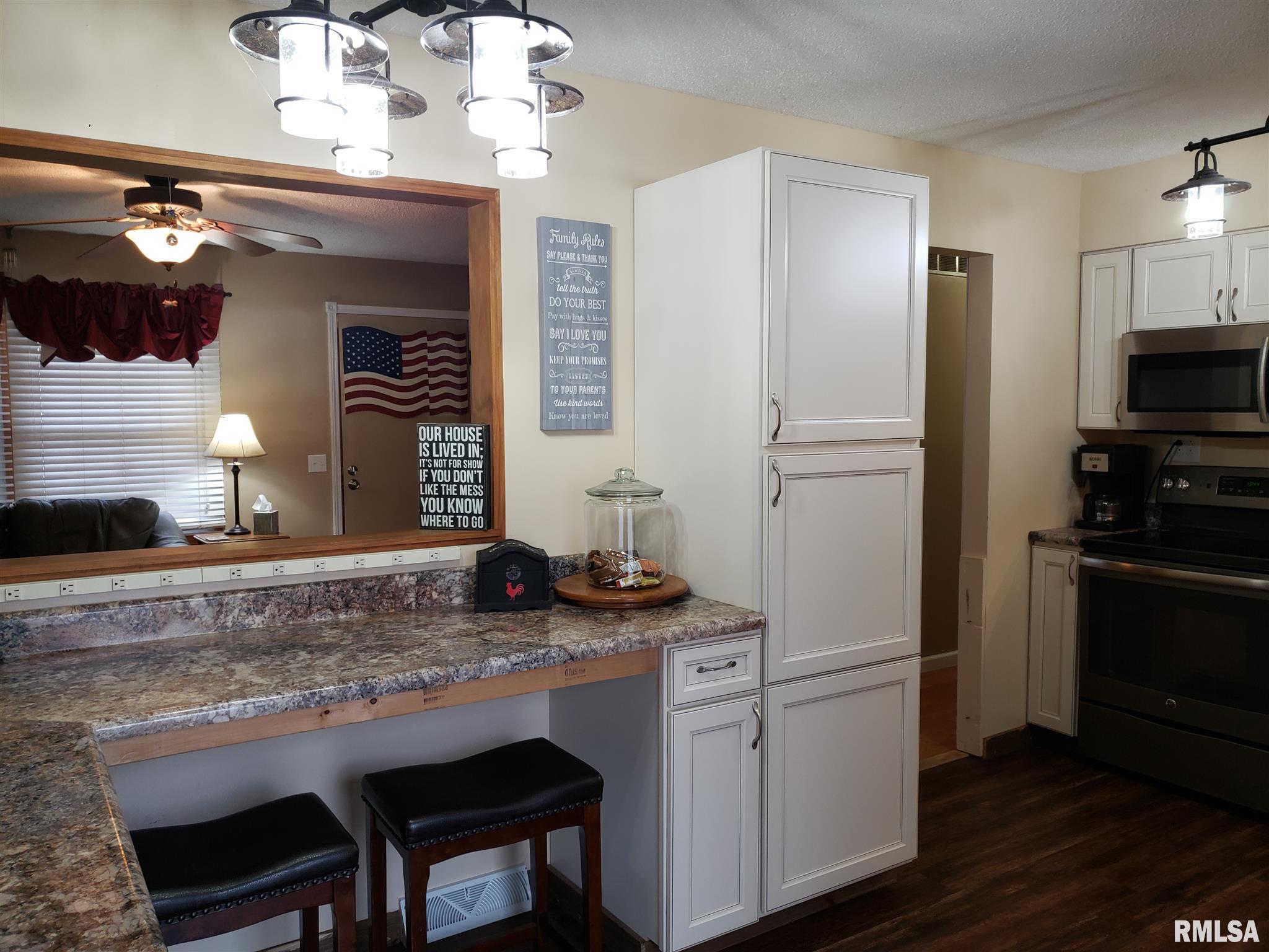 2912 Sherborn Road Springfield, IL 62702 - Photo 11 of 45