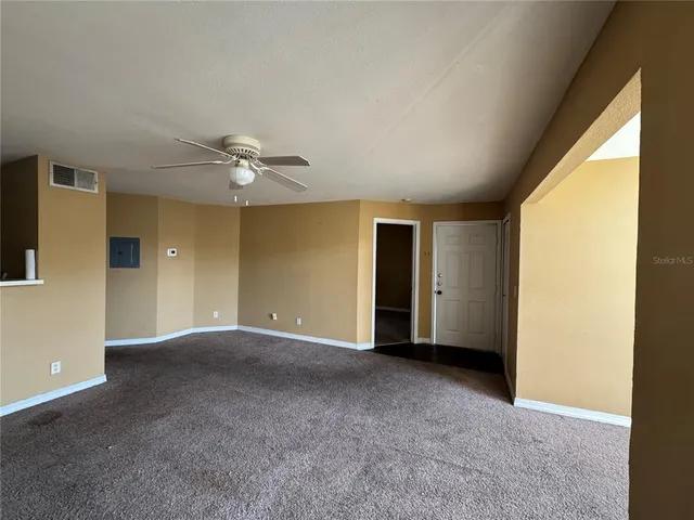 $1,275 | 4740 Walden Circle, Unit 1035, Orlando, FL 32811