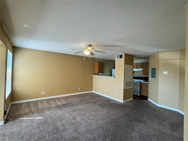 $1,195 | 4740 Walden Circle, Unit 1035, Orlando, FL 32811