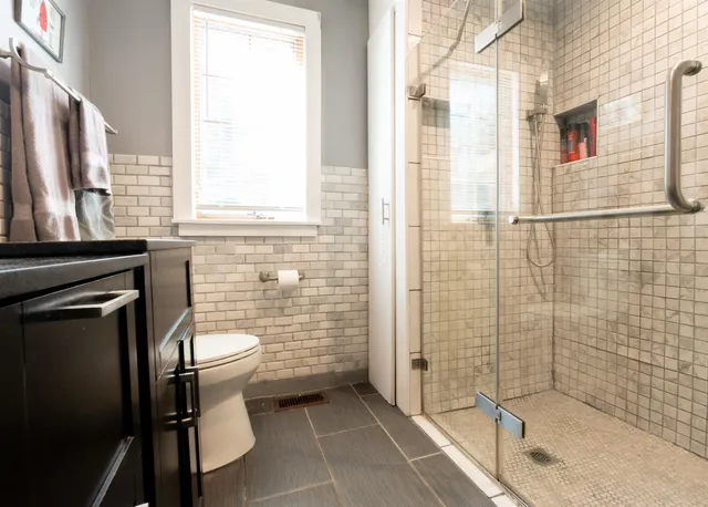 $575,000 | 231 Chesterfield Road, Hinsdale, NH 03451