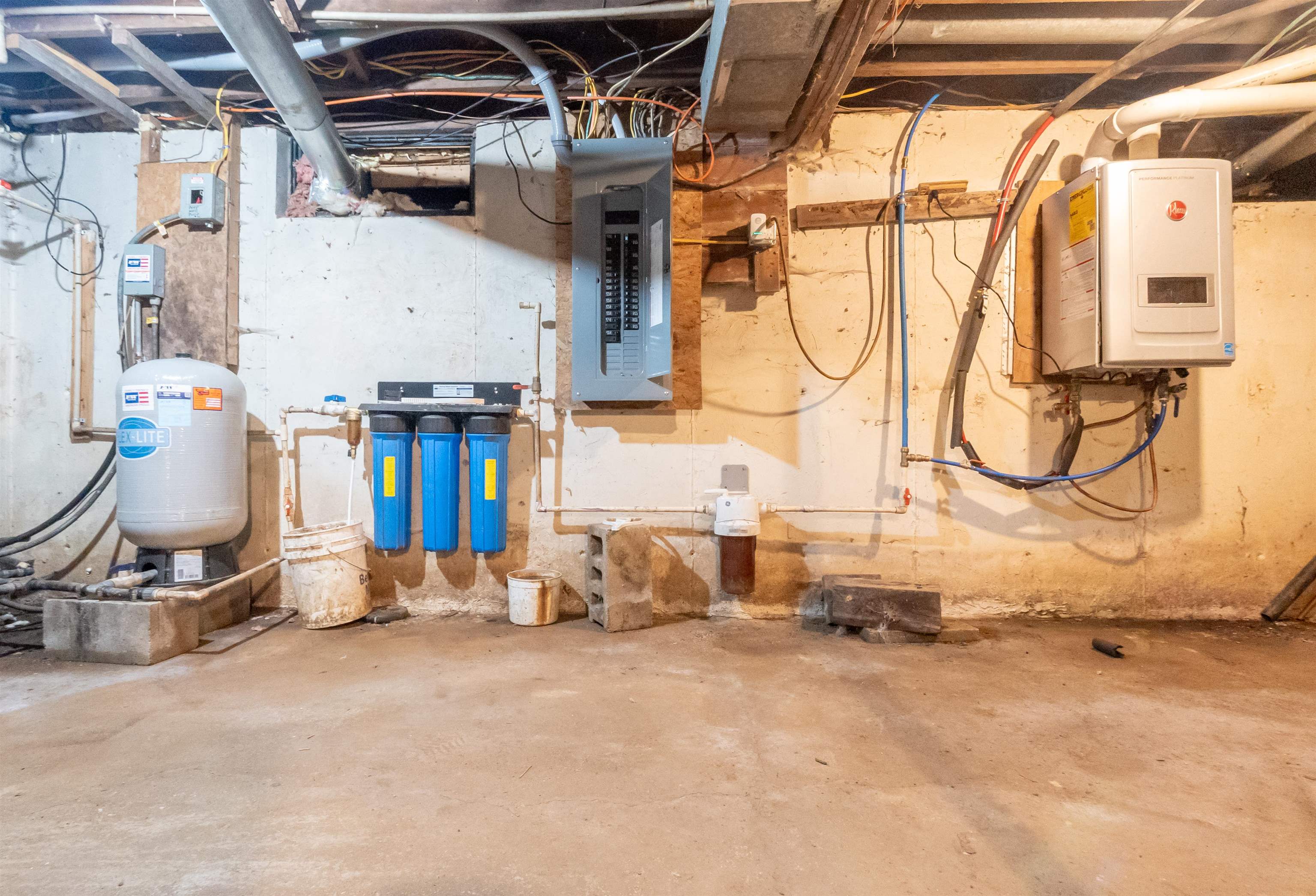 231 Chesterfield Road Hinsdale, NH 03451 - Photo 32 of 53