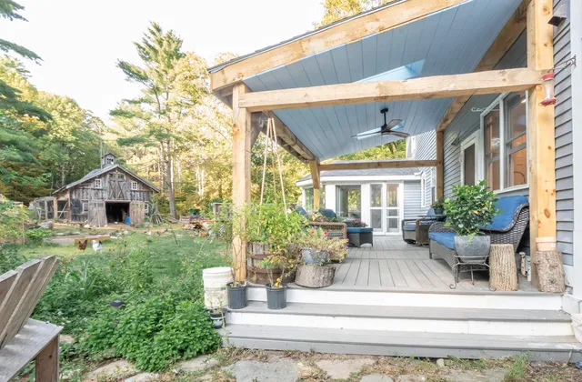 $575,000 | 231 Chesterfield Road, Hinsdale, NH 03451