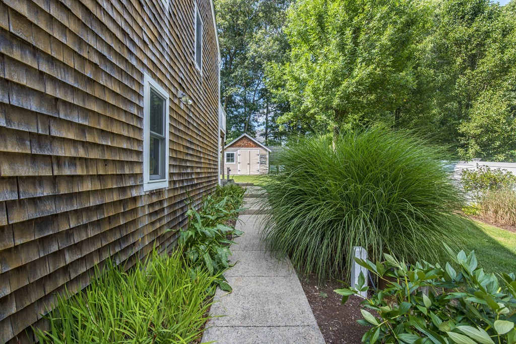63 Olde Forge Road Hanover, MA 02339 - Photo 8 of 27 Gallery Image 8