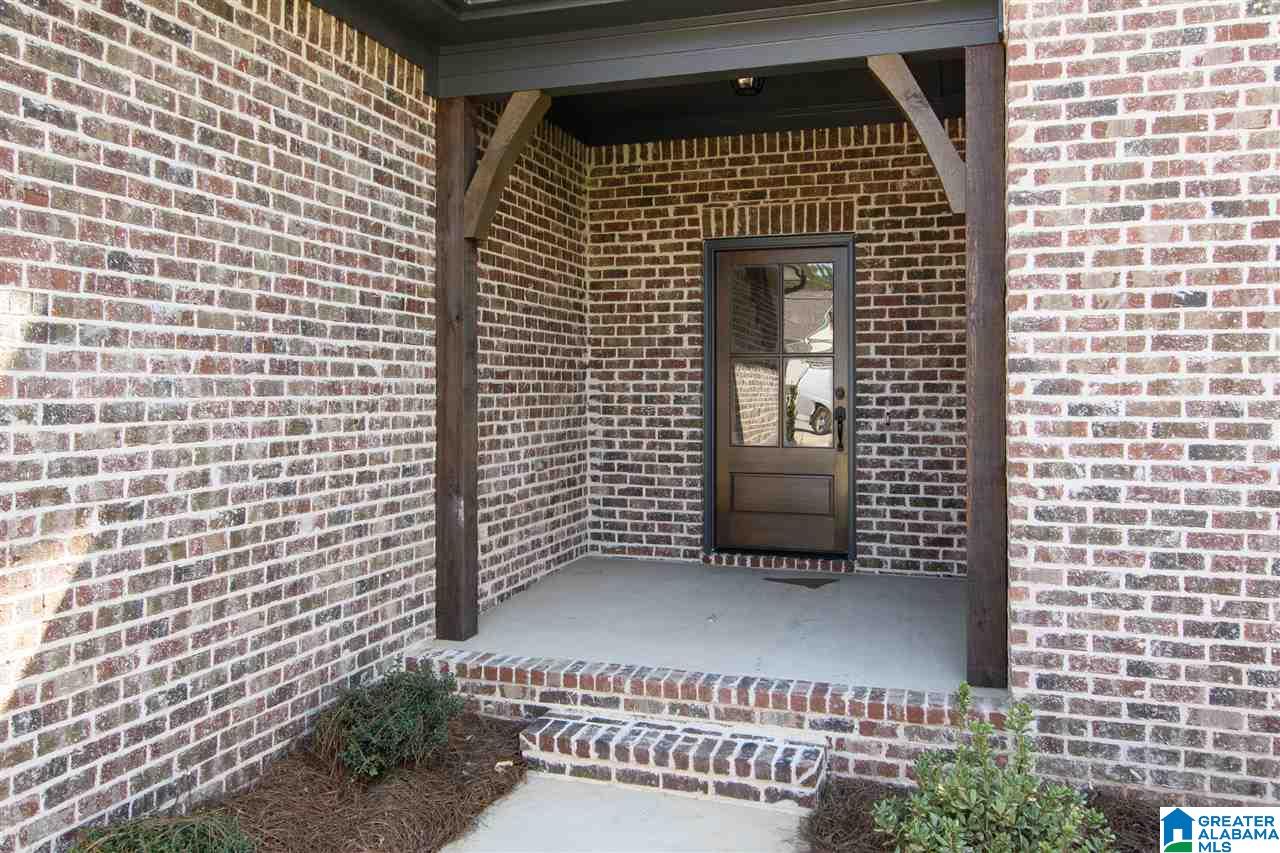 201 Ambergate Circle Pelham, AL 35124 - Photo 3 of 49