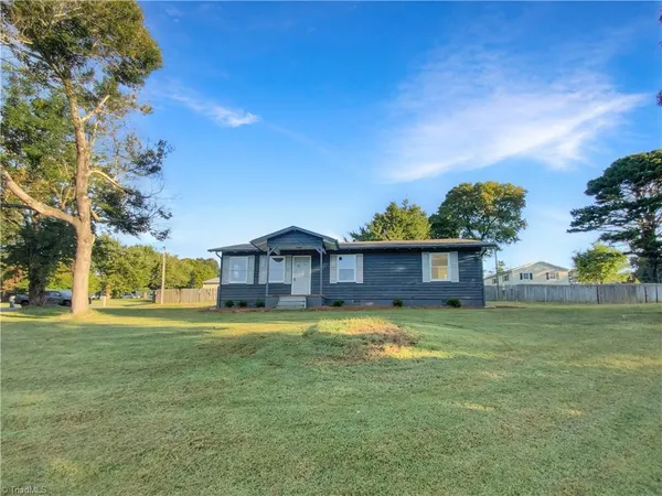 $214,000 | 3916 Rollingwood Court, Trinity, NC 27370