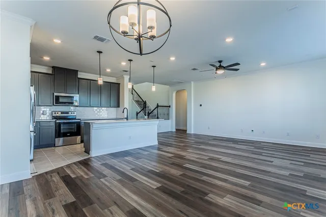 $2,400 | 1304 Long Crk Lane, Belton, TX 76513