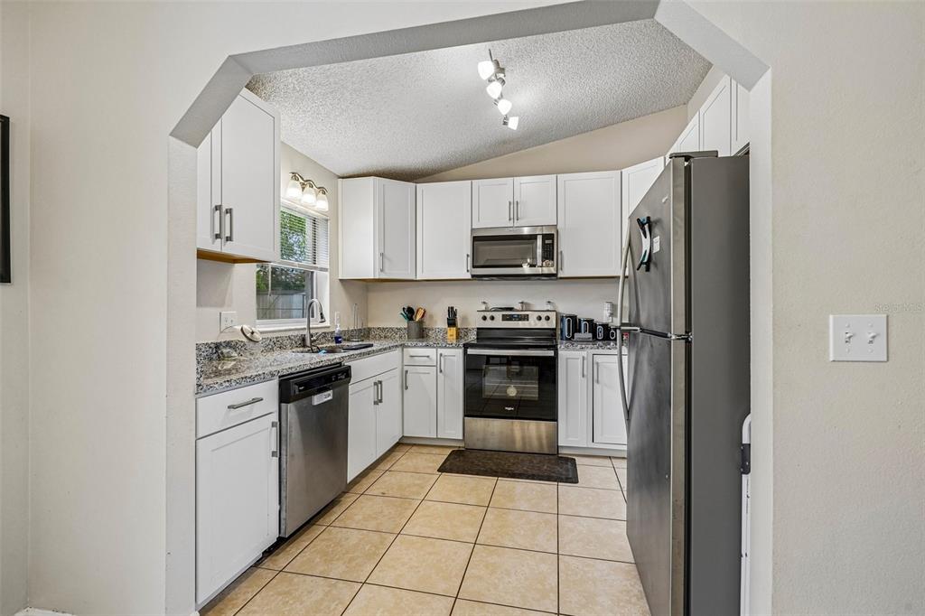 18 Spring Radiel Ocala, FL 34472 - Photo 8 of 24