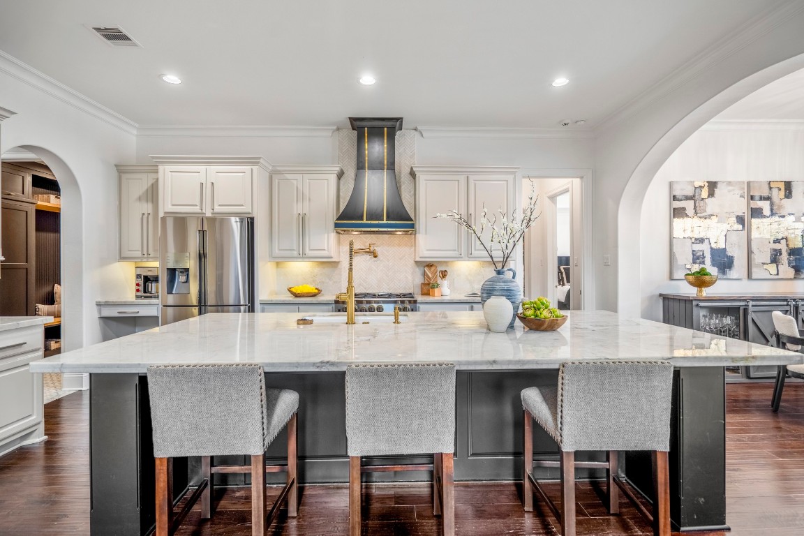 39 Beacons Light Place Tomball, TX 77375 - Photo 15 of 50 Expanded Kitchen