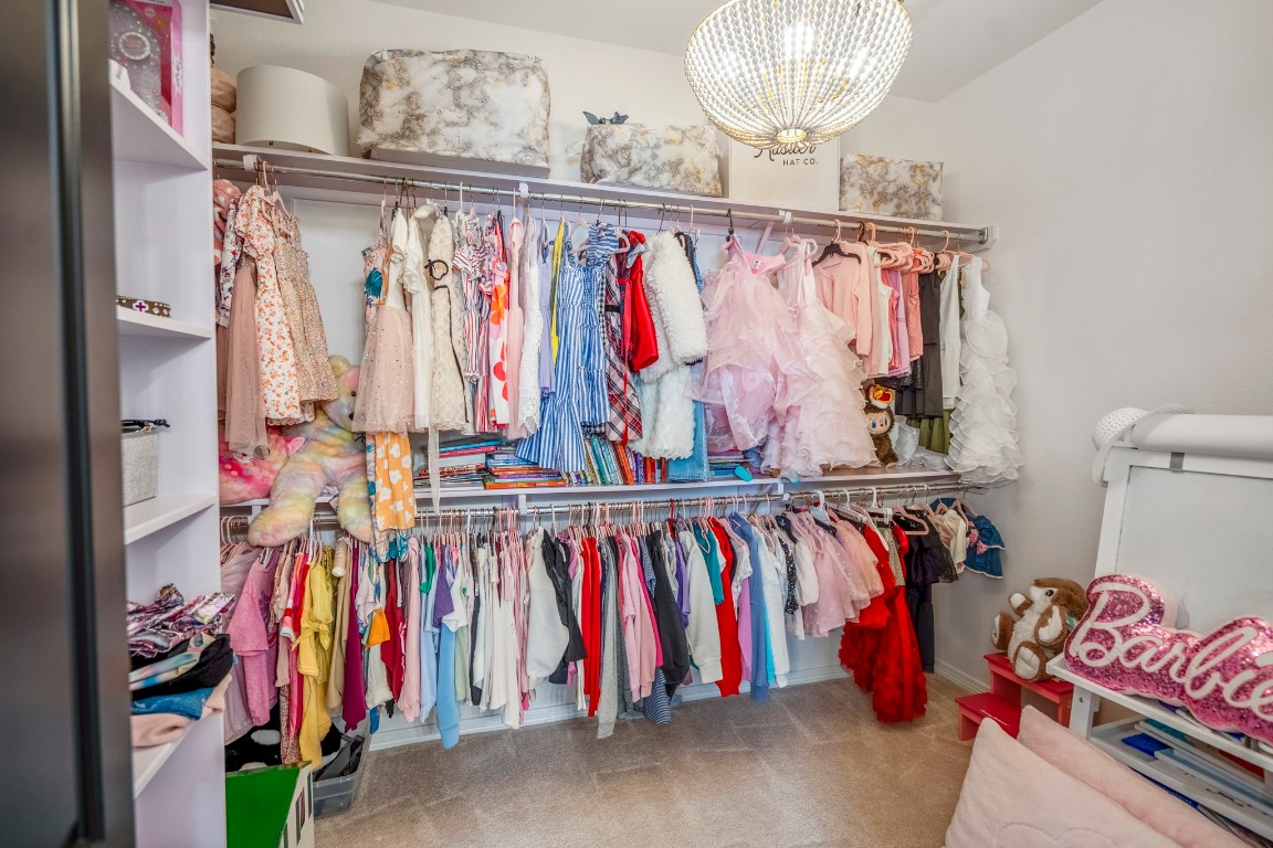 39 Beacons Light Place Tomball, TX 77375 - Photo 35 of 50 Second primary walk in closet.