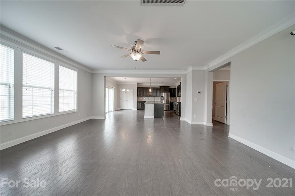 8938 Inverness Bay Road Charlotte, NC 28278 - Photo 6 of 19 Gallery Image 6