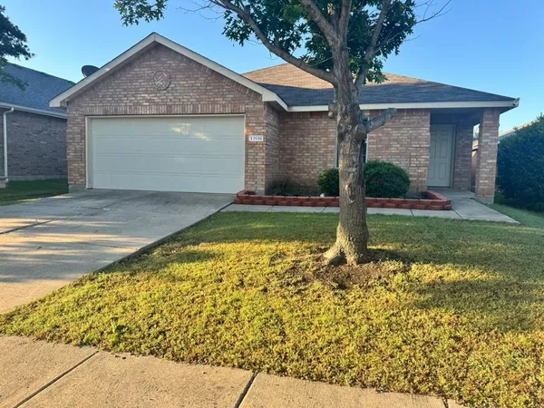 $2,300 | 12616 Skeeter Lane, Frisco, TX 75036