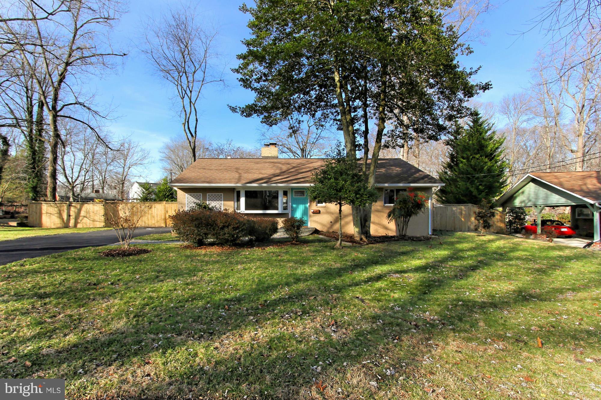 6402 Julian Street Springfield, VA 22150 - Photo 1 of 30 Exterior (Front)