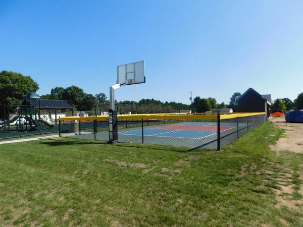 $74,400 | 204 Landmark Street, Sparta, MI 49345