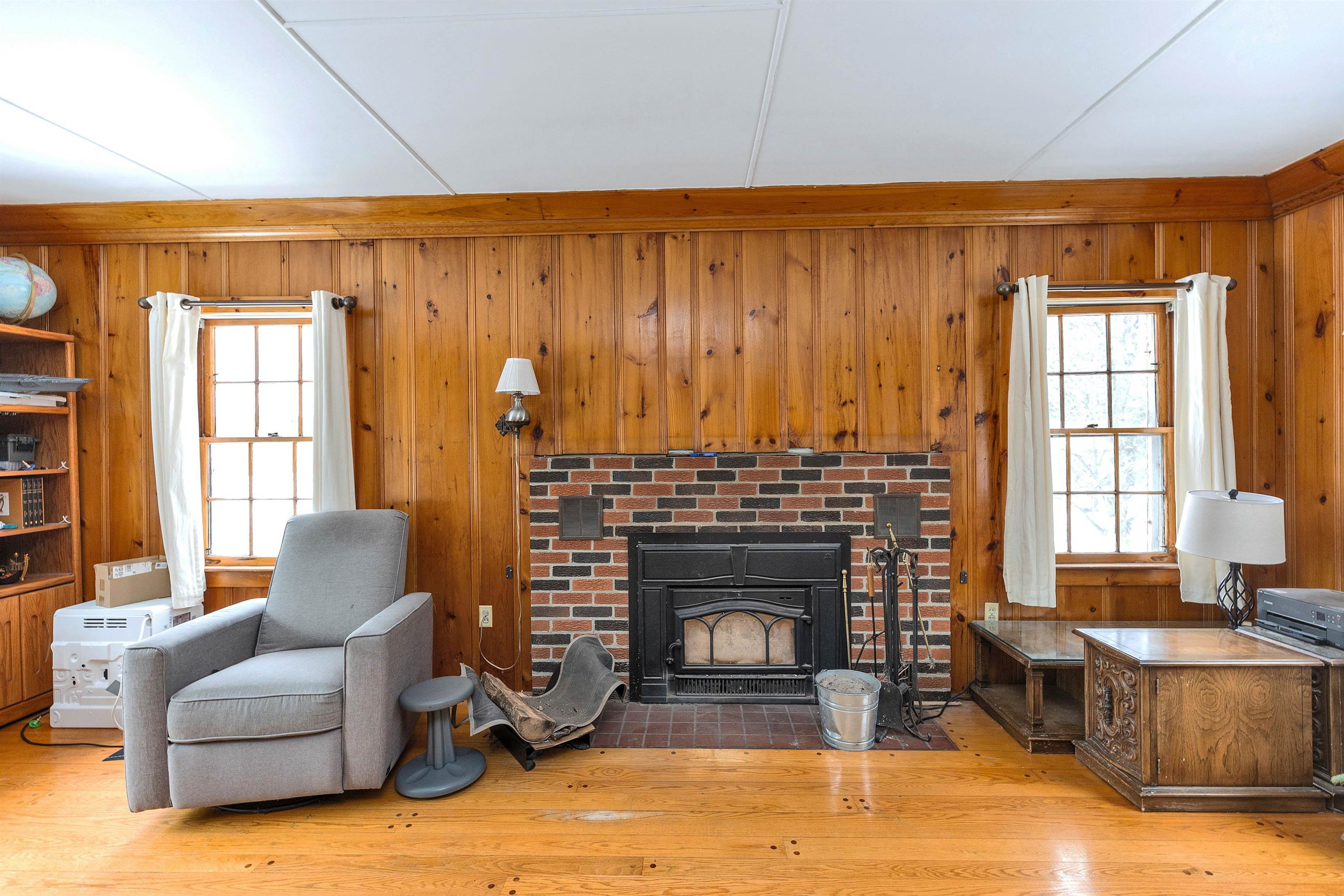 71 Parker Street Winchester, NH 03470 - Photo 13 of 32