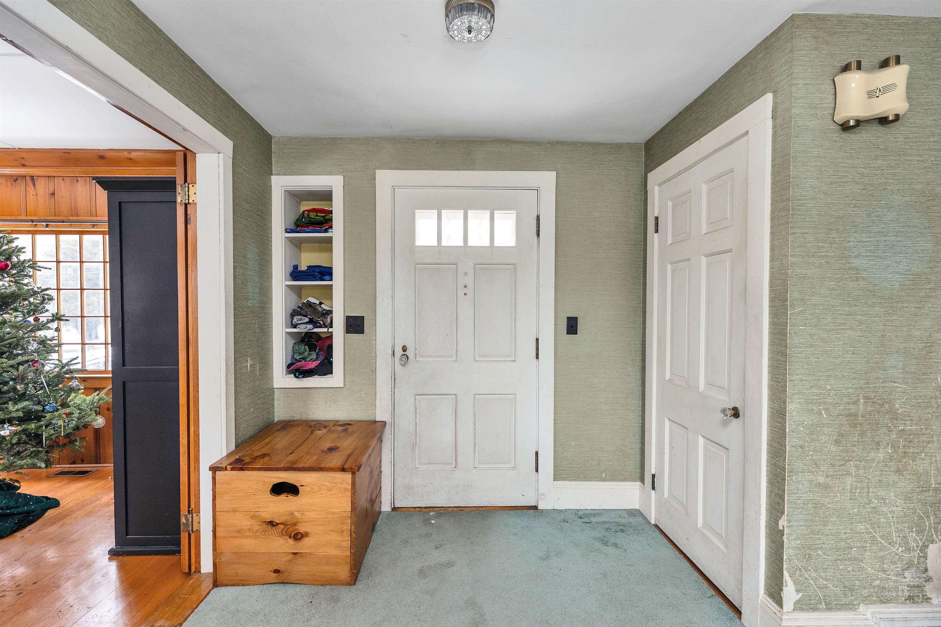 71 Parker Street Winchester, NH 03470 - Photo 2 of 32