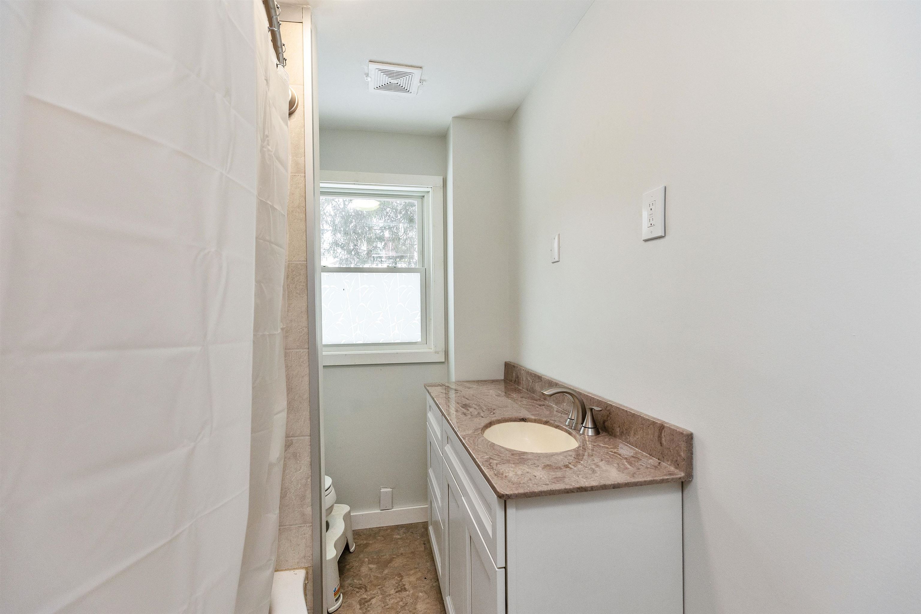 71 Parker Street Winchester, NH 03470 - Photo 21 of 32