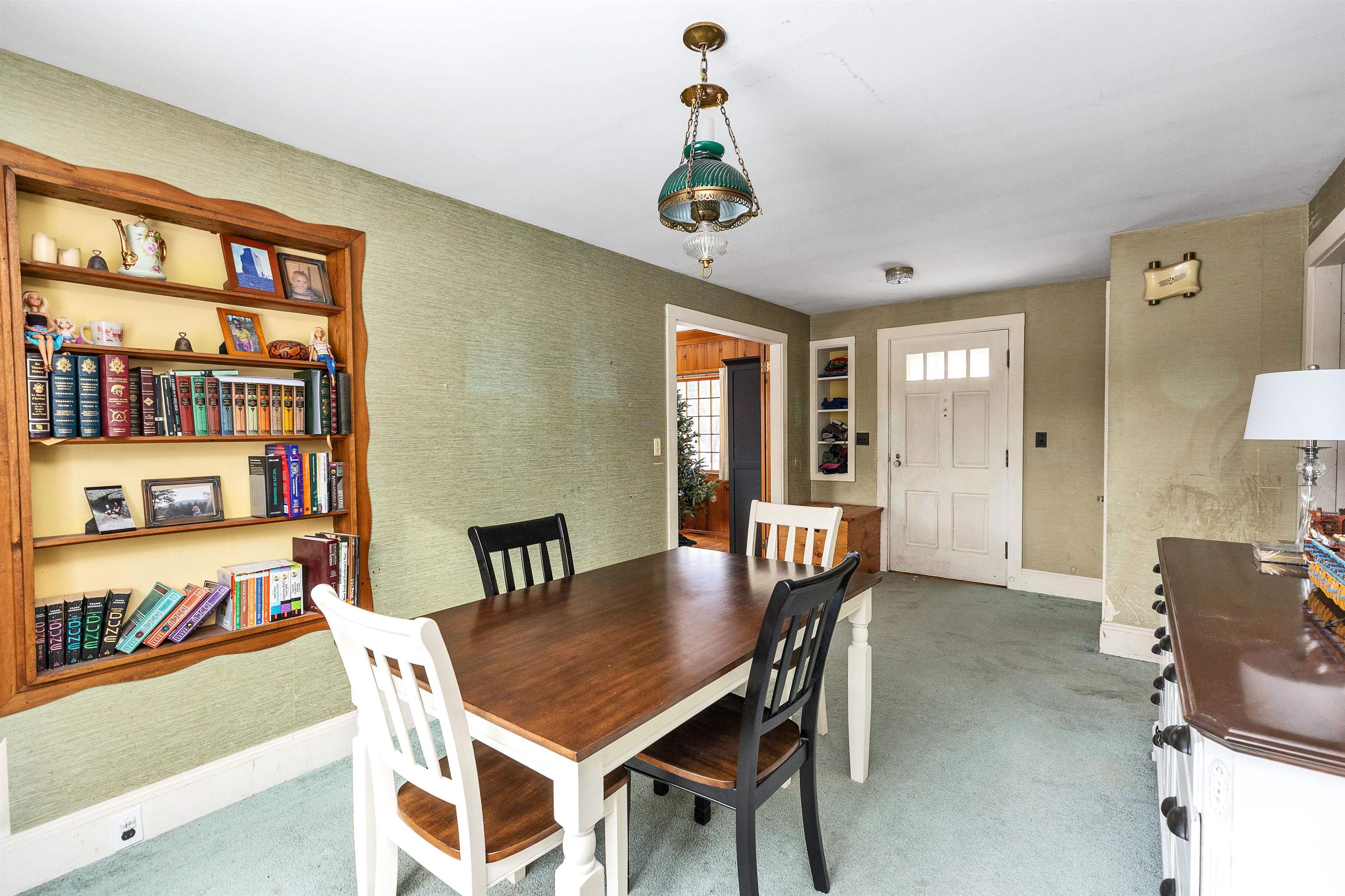 71 Parker Street Winchester, NH 03470 - Photo 3 of 32