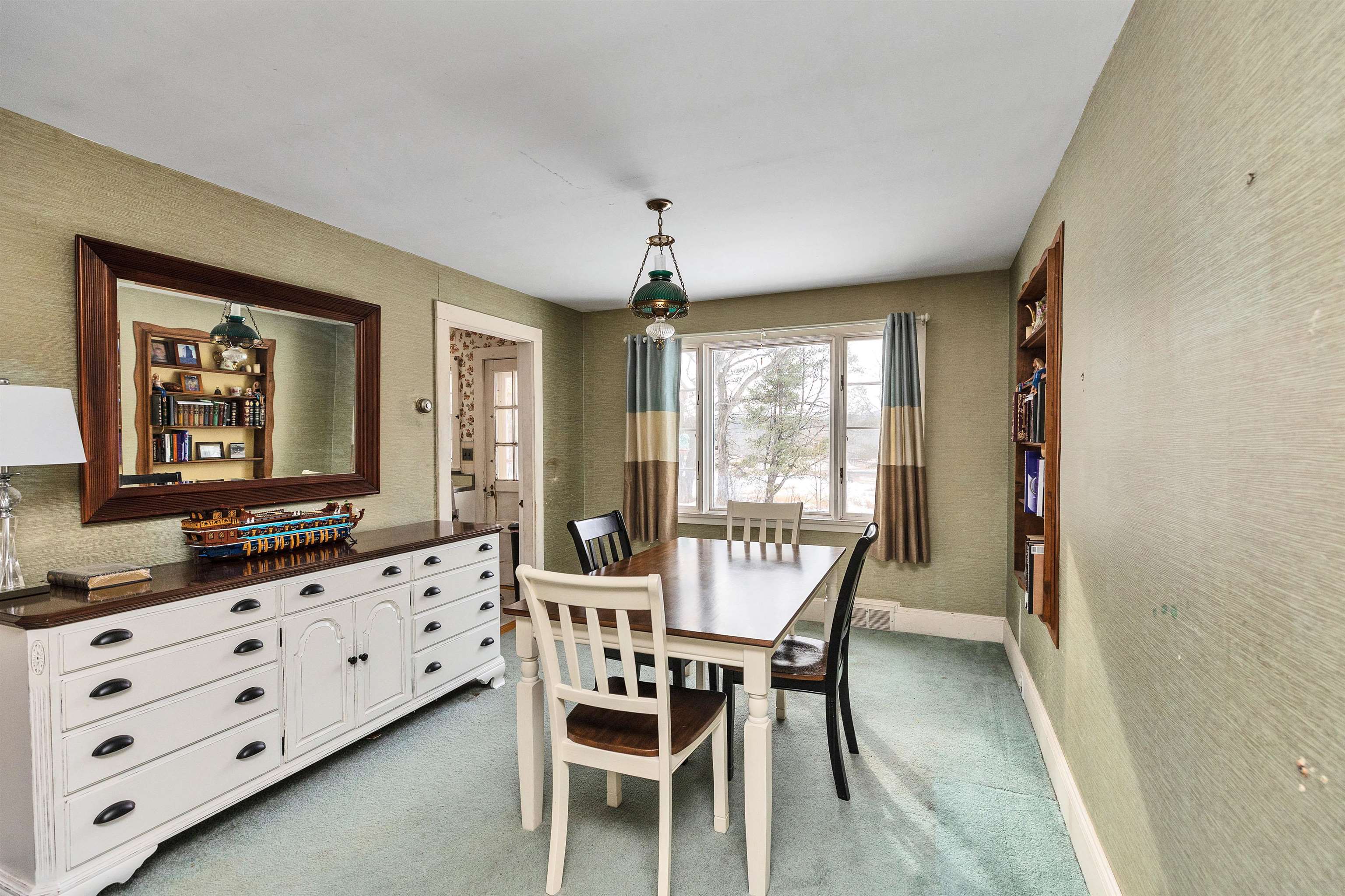 71 Parker Street Winchester, NH 03470 - Photo 5 of 32