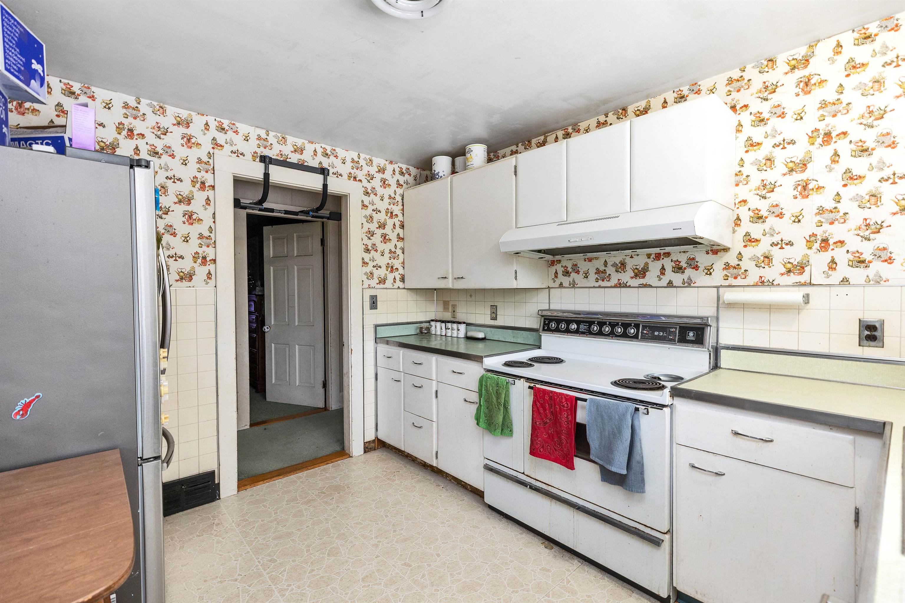 71 Parker Street Winchester, NH 03470 - Photo 8 of 32