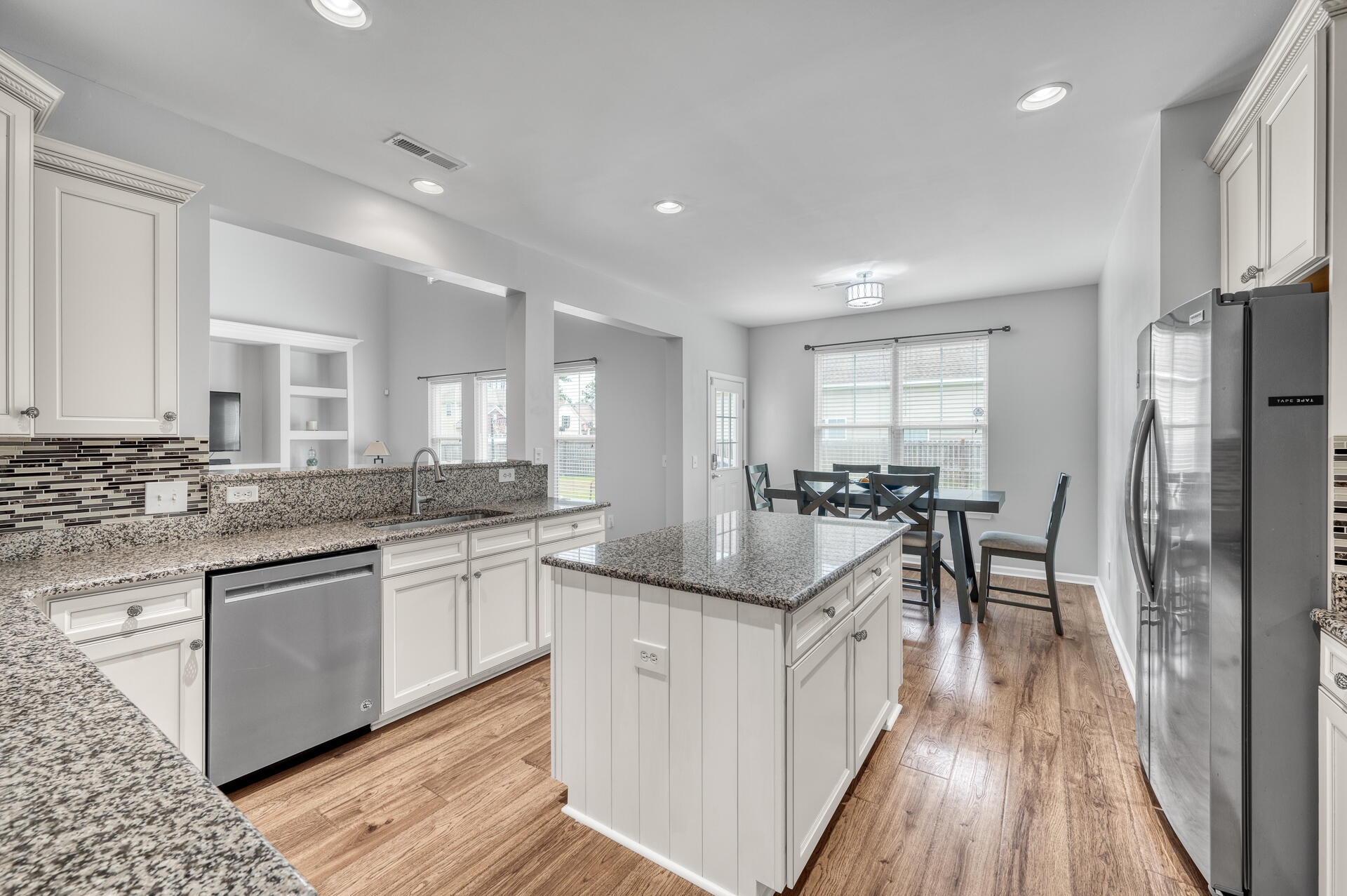 343 Decatur Drive Summerville, SC 29486 - Photo 8 of 39 343Decatur-08