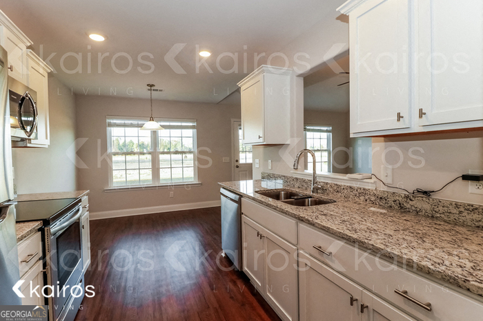 220 Western Red Cedar Drive Springfield, GA 31329 - Photo 7 of 16