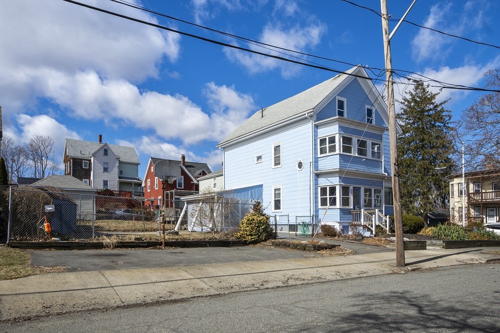 1 Raddin Street Lynn, MA 01905 - Photo 3 of 10 Gallery Image 3