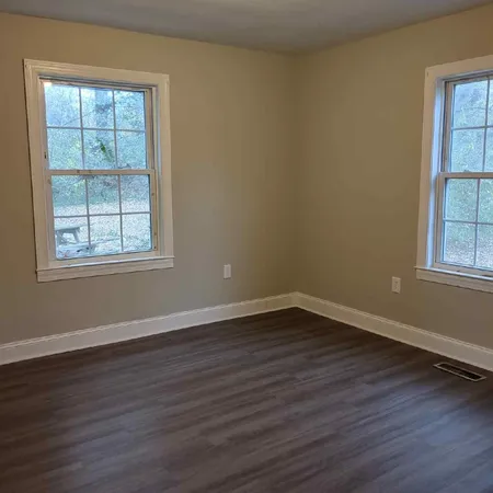 $1,395 | 1984 Lavergne Court, Nashville, TN 37210