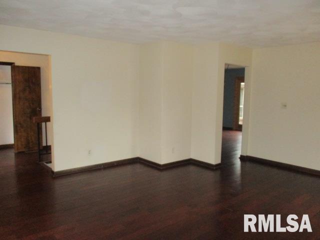 30 Prairie Road Macomb, IL 61455 - Photo 5 of 33 Gallery Image 5