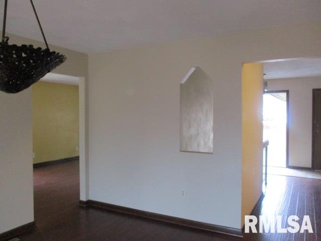 30 Prairie Road Macomb, IL 61455 - Photo 7 of 33 Gallery Image 7