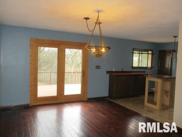 30 Prairie Road Macomb, IL 61455 - Photo 8 of 33 Gallery Image 8