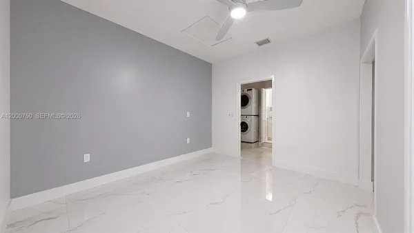 $1,500 | 16247 Southwest 92nd Terrace, Unit B, Miami, FL 33196