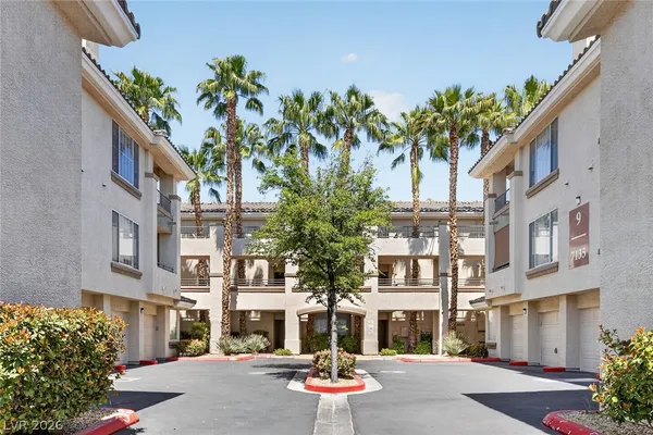 $1,550 | 7135 South Durango Drive, Unit 314, Las Vegas, NV 89113