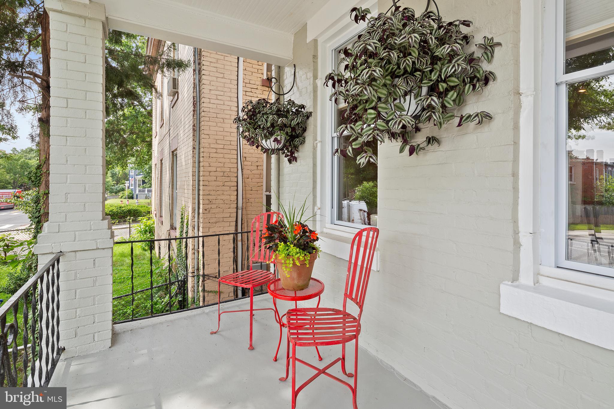 1008 8th Street Northeast Washington, DC 20002 - Photo 3 of 33