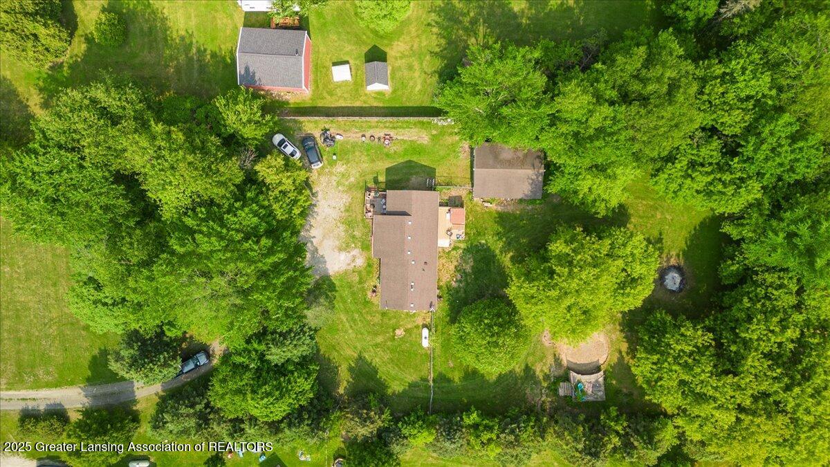 10651 Bell Oak Road Fowlerville, MI 48836 - Photo 15 of 33 16-Media Jett - 01