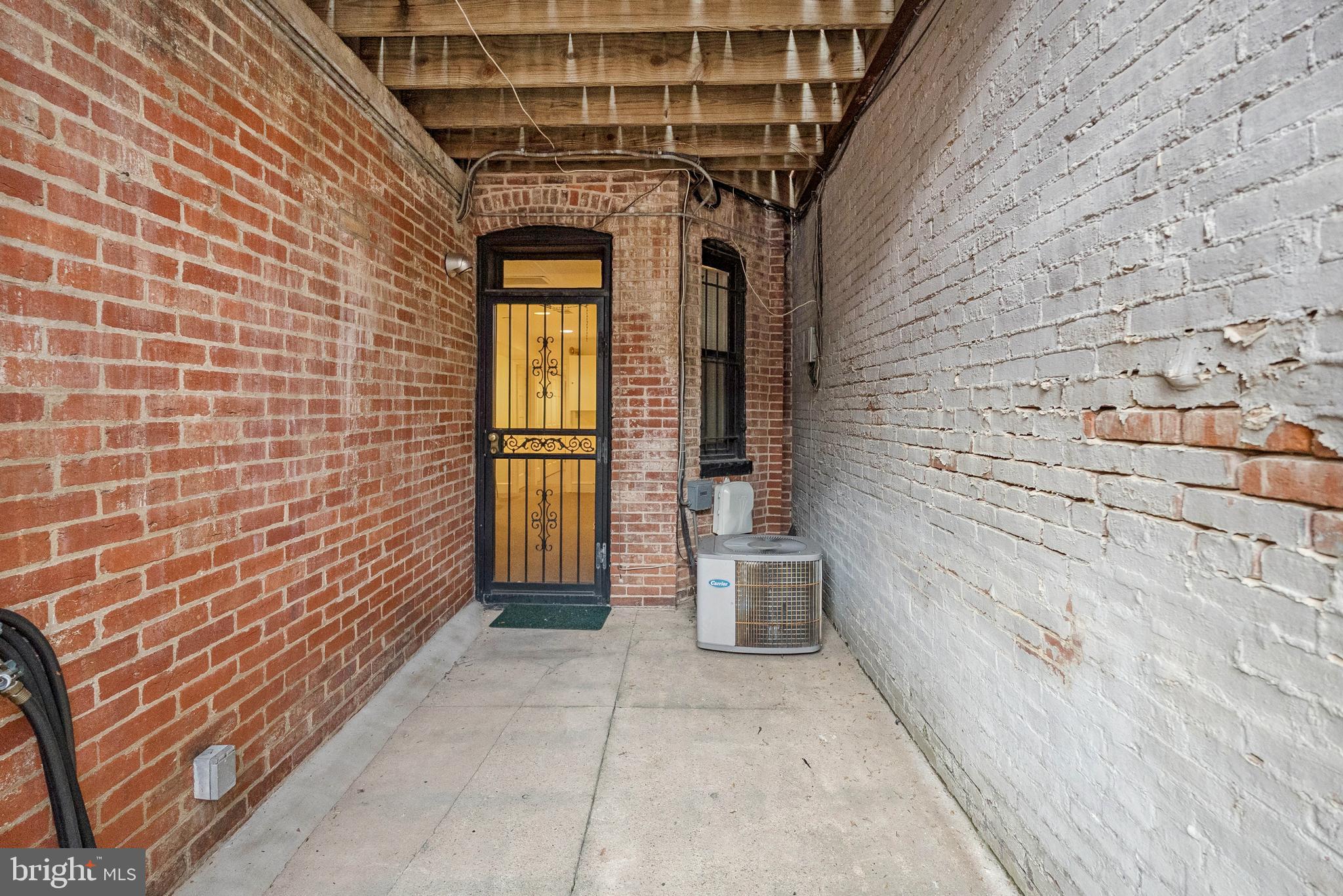 2012 R Street Northwest Washington, DC 20009 - Photo 24 of 31 a view of entryway door with an empty room